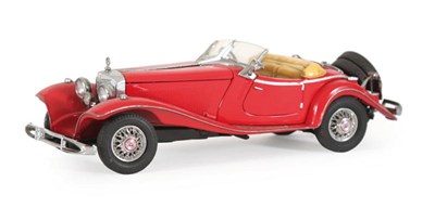 Lot 215 - IJzeren modelauto merk 'Mercedes Benz'