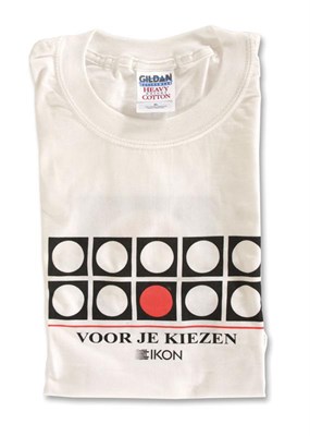 Lot 325 - Wit T-shirt met opdruk