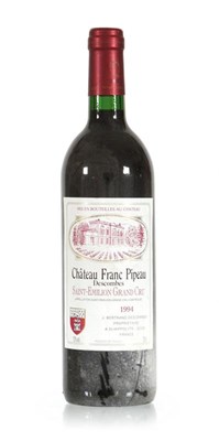 Lot 364 - 1 fles 'Château Franc Pipeau Descombes', 1994