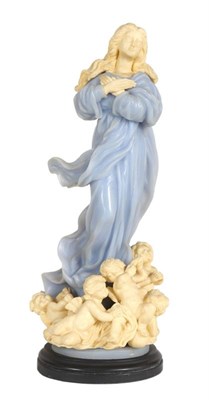 Lot 550 - Veelkleurige Madonna met putti