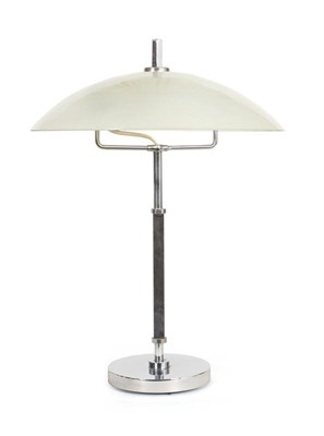 Lot 629 - Verchroomde metalen tafelschemerlamp