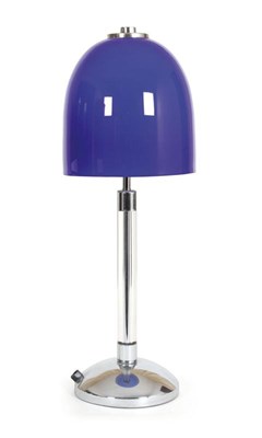 Lot 648 - Tafelschemerlamp met blauwe glazen kap