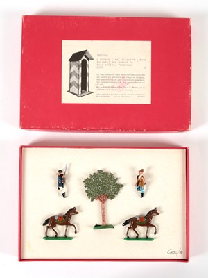 Lot 139 - 14 boxes with original hand-cast tin soldiers.
