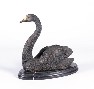 Lot 182 - Bronze Majestic Swan Sculpture