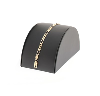 Lot 544 - 14K Gold Figaro Chain Bracelet