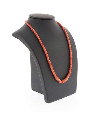 Lot 590 - Red Coral Neclace