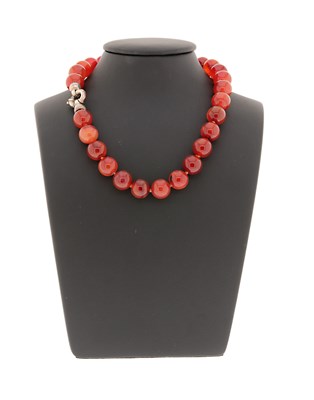 Lot 597 - Carnelian Necklace with Silver Lock
