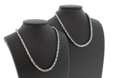 Lot 673 - Silver Link Chain Necklace