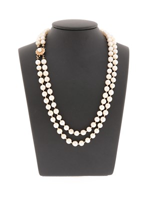 Lot 167 - 2-Strand Cultured Pearl Necklace with Gold Lock