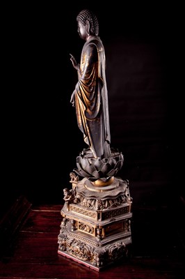 Lot 81 - A Gilt-Lacquered Wood Figure of Amida Nyorai (Amitahba)