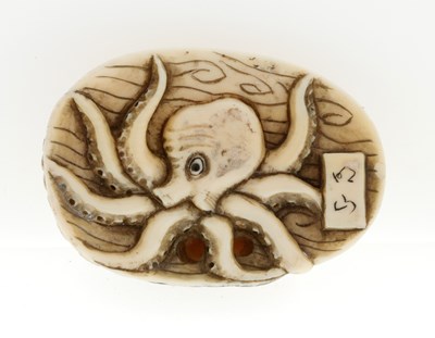 Lot 93 - Japanese Netsuke