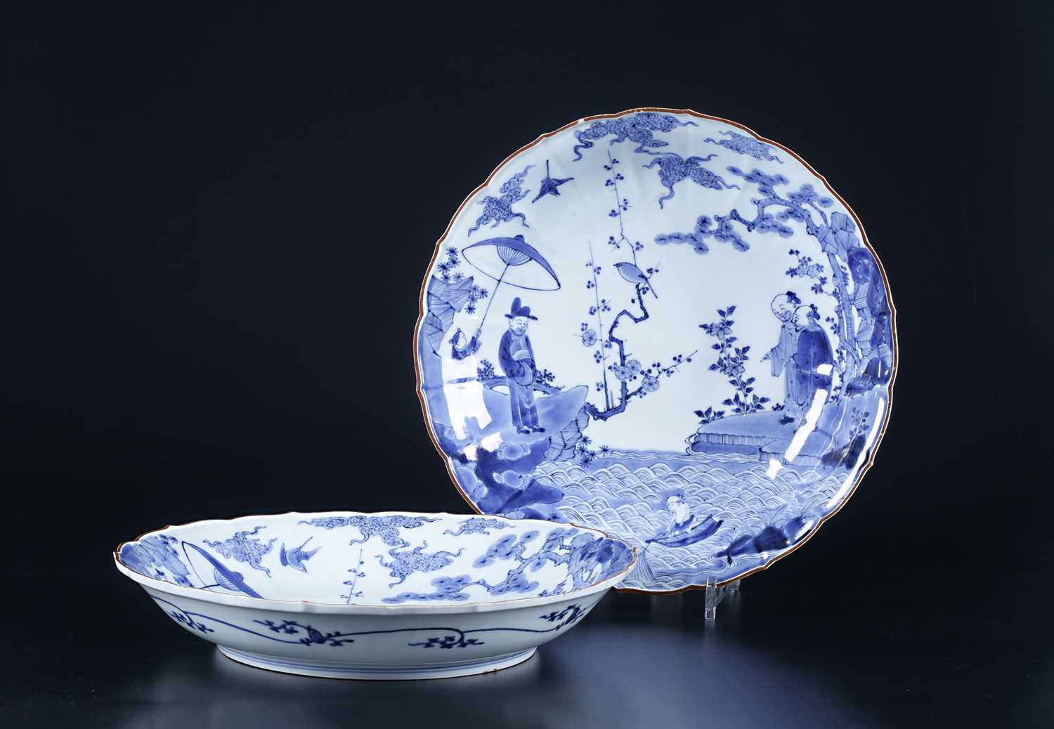 Lot 82 - A Pair of Kakiemon Blue and White Dishes, Late 17th Century