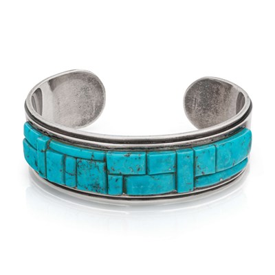 Lot 621 - Turquoise and Silver Bracelet