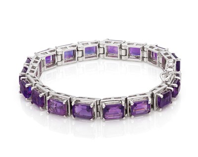 Lot 533 - Amethyst Tennis Bracelet