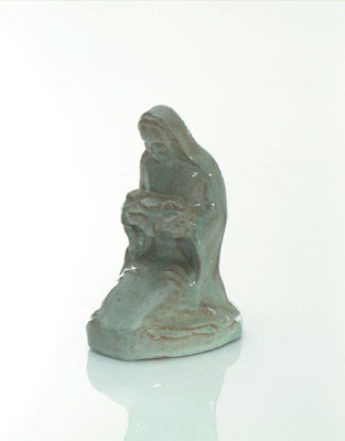 Lot 7198 - Sculptuur van Maria met kind