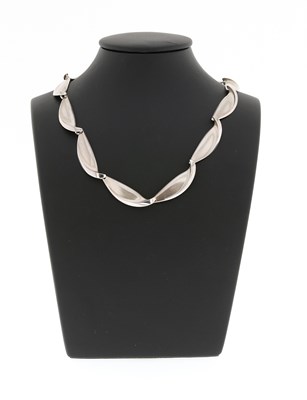 Lot 628 - A Sterling Silver Necklace, by Matti Hyvarinen, Finland.