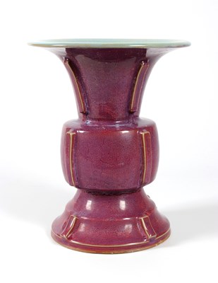 Lot 750 - Flambé-Glazed Beaker Vase, Gu