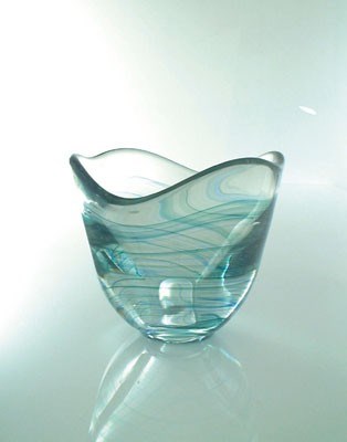 Lot 7394 - Dikwandige unica vaas
