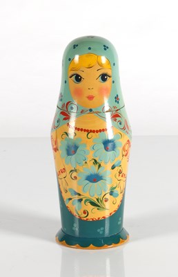 Lot 401 - Russian Matryoshka Doll with Built in Coffee Grinder