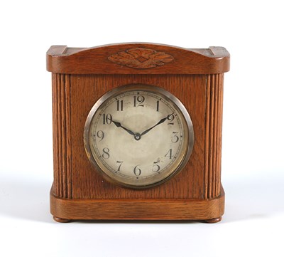 Lot 253 - A Mantel Clock