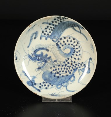 Lot 194 - 17th Century Chinese Porcelain Dragon Dish