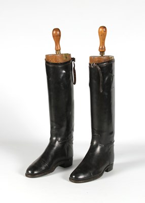 Lot 694 - Boots