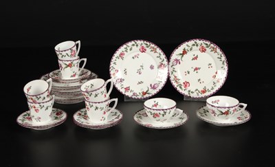 Lot 80 - Porseleinen Ontbijt Servies. Deels Zwolle, Deels Maastricht