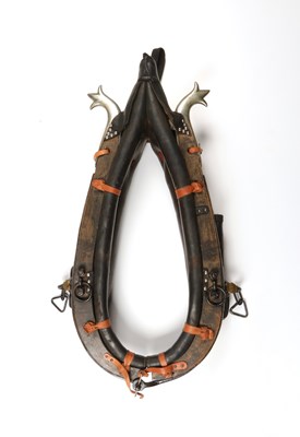 Lot 535 - Leather and wood horse collar harness