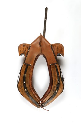 Lot 536 - Leather and wood horse/oxen collar harness