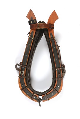 Lot 538 - Antique leather and wood horse collar harness