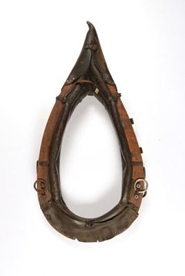 Lot 569 - Antique leather and wood horse collar harness