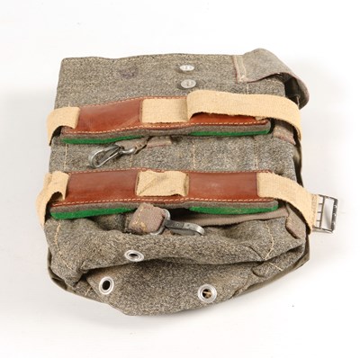 Lot 585 - WW2 Model 1941 Nazi German horse gas mask