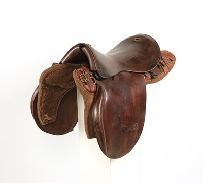 Lot 587 - Cavalry Officer leather horse saddle