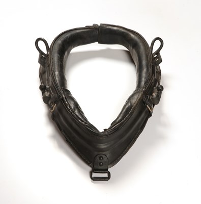 Lot 605 - Military adjustable leather and metal horse collar harness