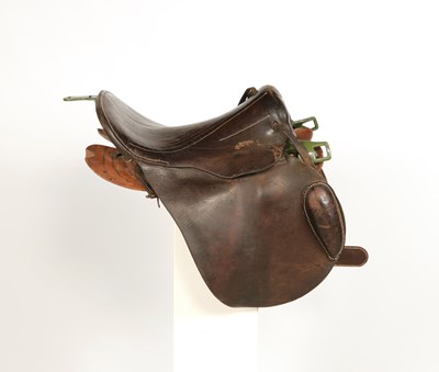 Lot 607 - Dutch cavalry leather horse saddle