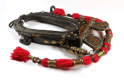 Lot 644 - Antique horse harness, consisting of a leather horse harness, bridle and saddle