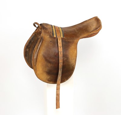 Lot 659 - Leather racing saddle