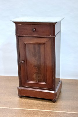 Lot 1204 - Antique bedside table with marble top