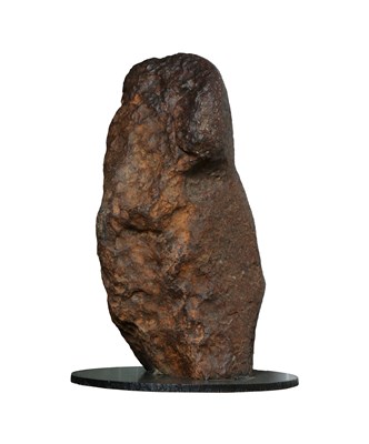 Lot 1 - GIBEON METEORITE — NATURAL SCULPTURE FROM OUTER SPACE