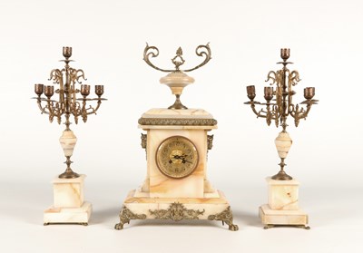 Lot 1013 - Table clock with 2 candle holders