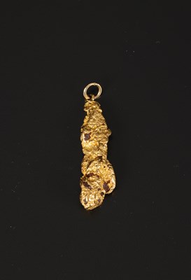 Lot 9 - Gold Nugget Pendant