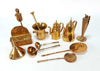 Lot 1231 - Lot with various 11 copper objects