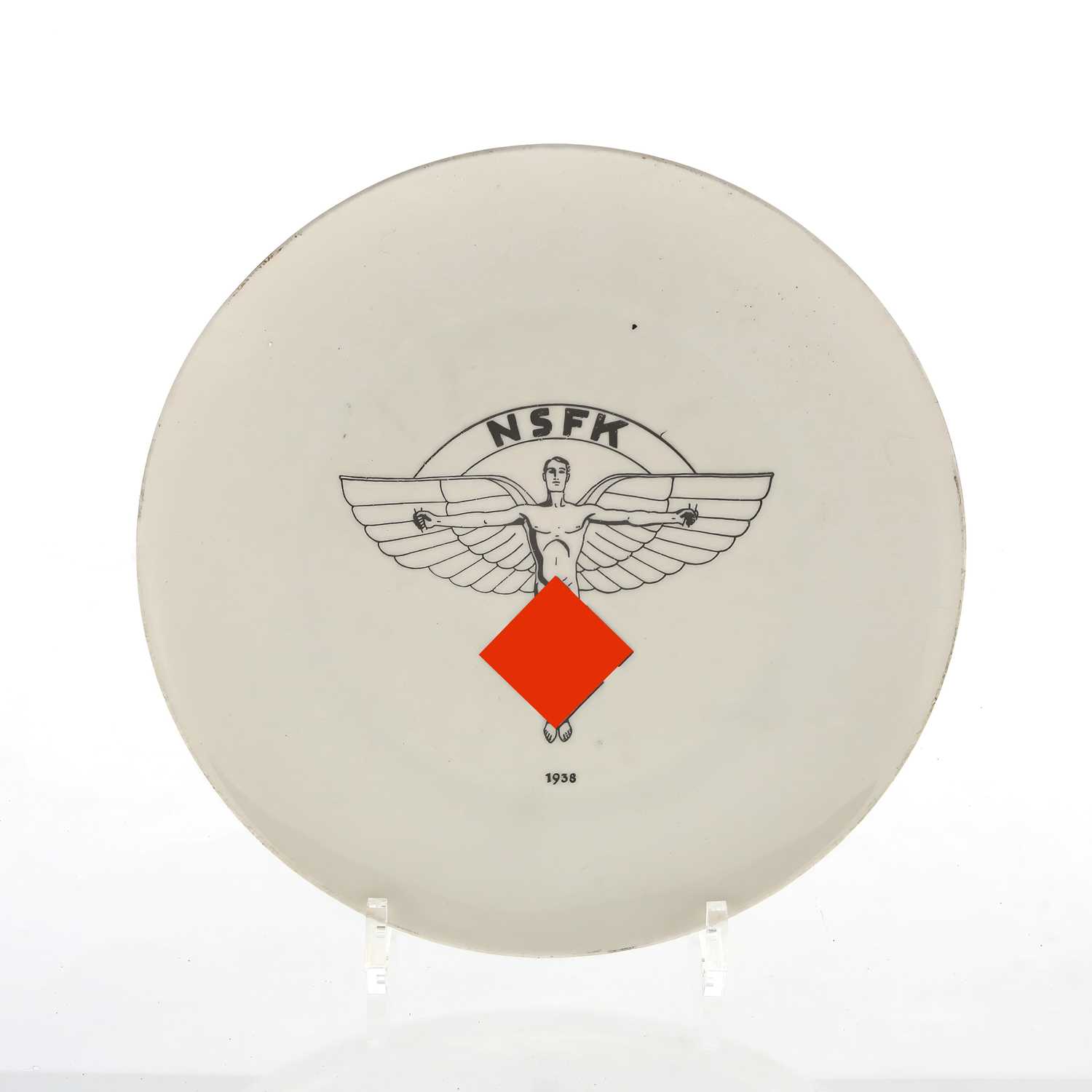 Lot 158 - NSFK PORCELAIN DINNER PLATE