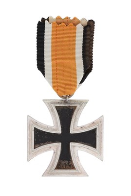 Lot 164 - GERMAN WWII, IRON CROSS 2ND CLASS
