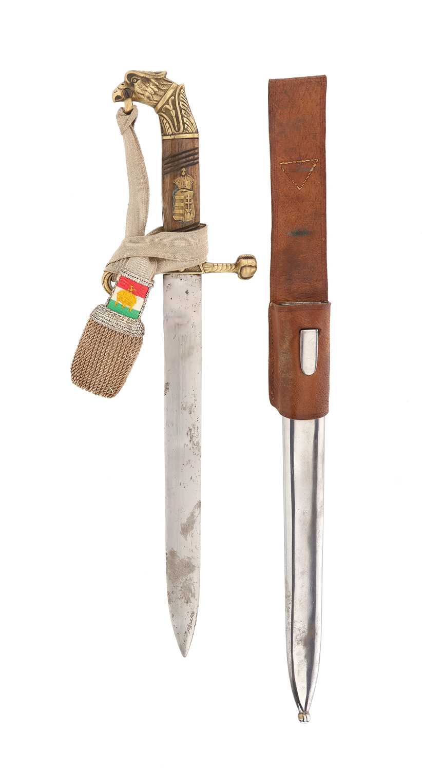 Lot 141 - RARE AUSTRIAN AVIATOR DAGGER (FLIEGERDOLCH) FROM WORLD WAR 1