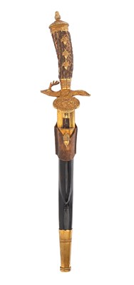 Lot 115 - GILT PRESENTATION HUNTING DAGGER