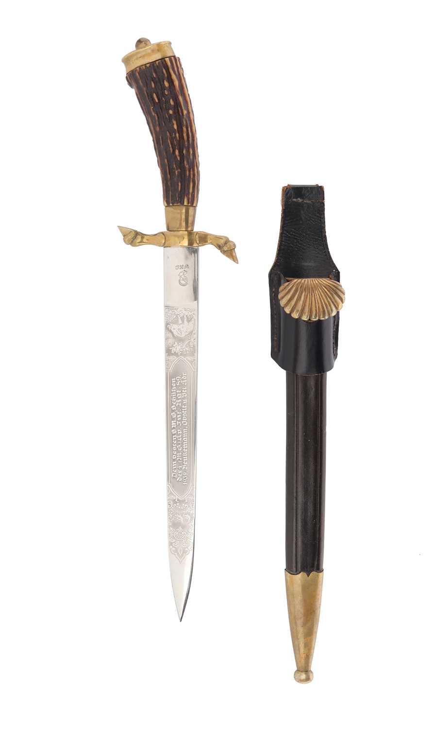 Lot 117 - GERMAN THIRD REICH TROPHY DAGGER (HIRSHFÄNGER)
