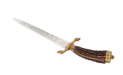 Lot 117 - GERMAN THIRD REICH TROPHY DAGGER (HIRSHFÄNGER)